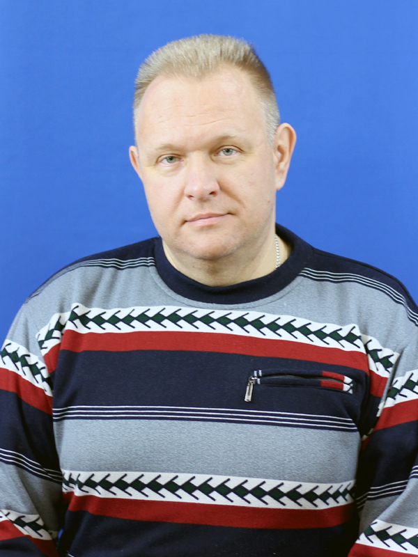 Шемчук Юрий Витальевич.